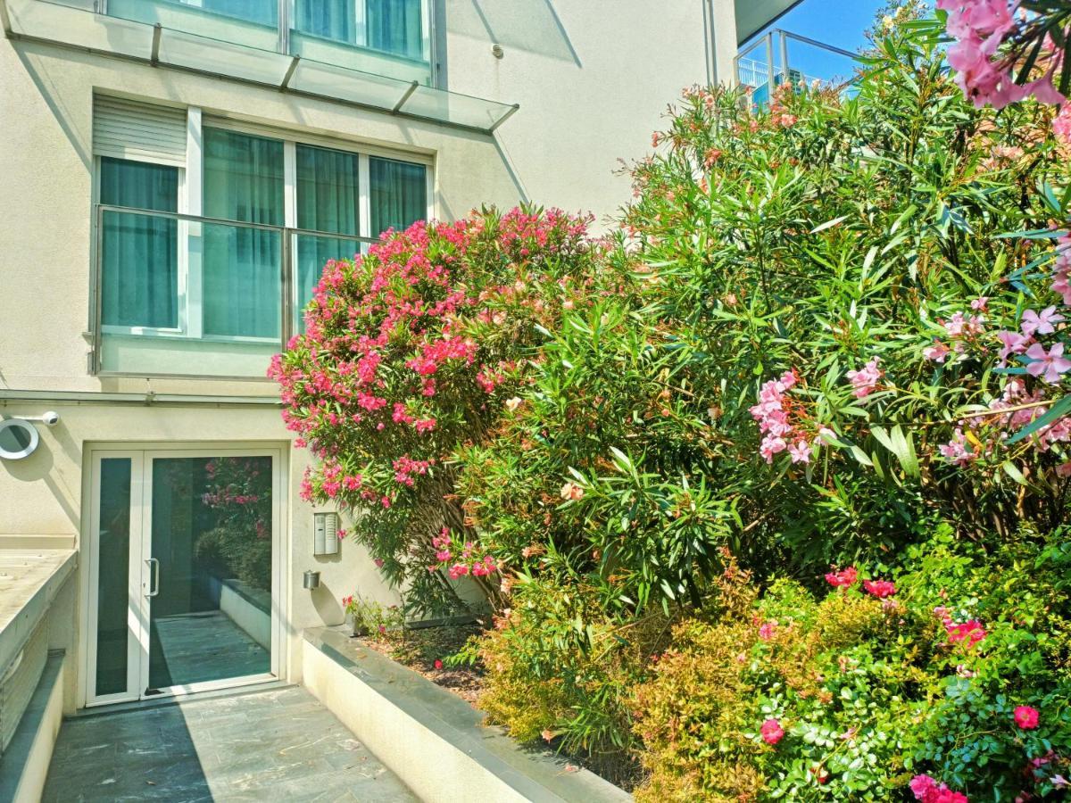 Appartamenti Vela Milano Centro Con Garage Exterior photo
